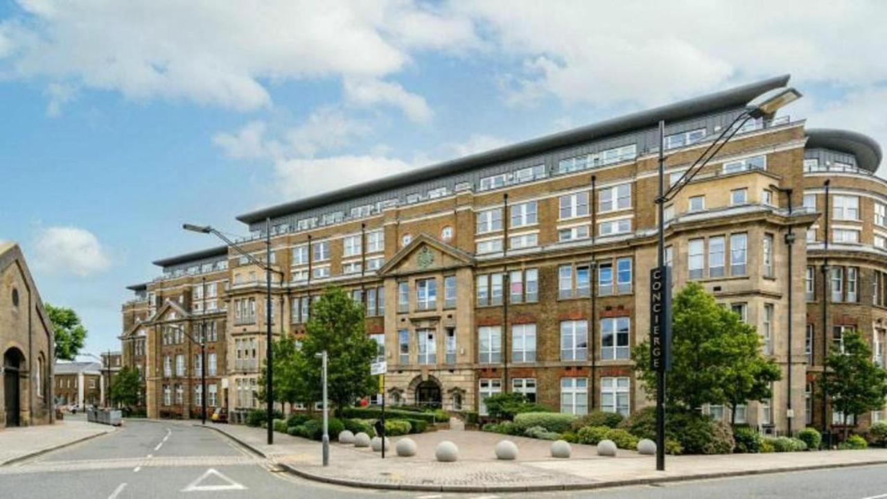Appartamento 25 Percent Off Monthly 2bed Serviced Business & Family Guests Free Wifi & Netflix Sleeps 4! *