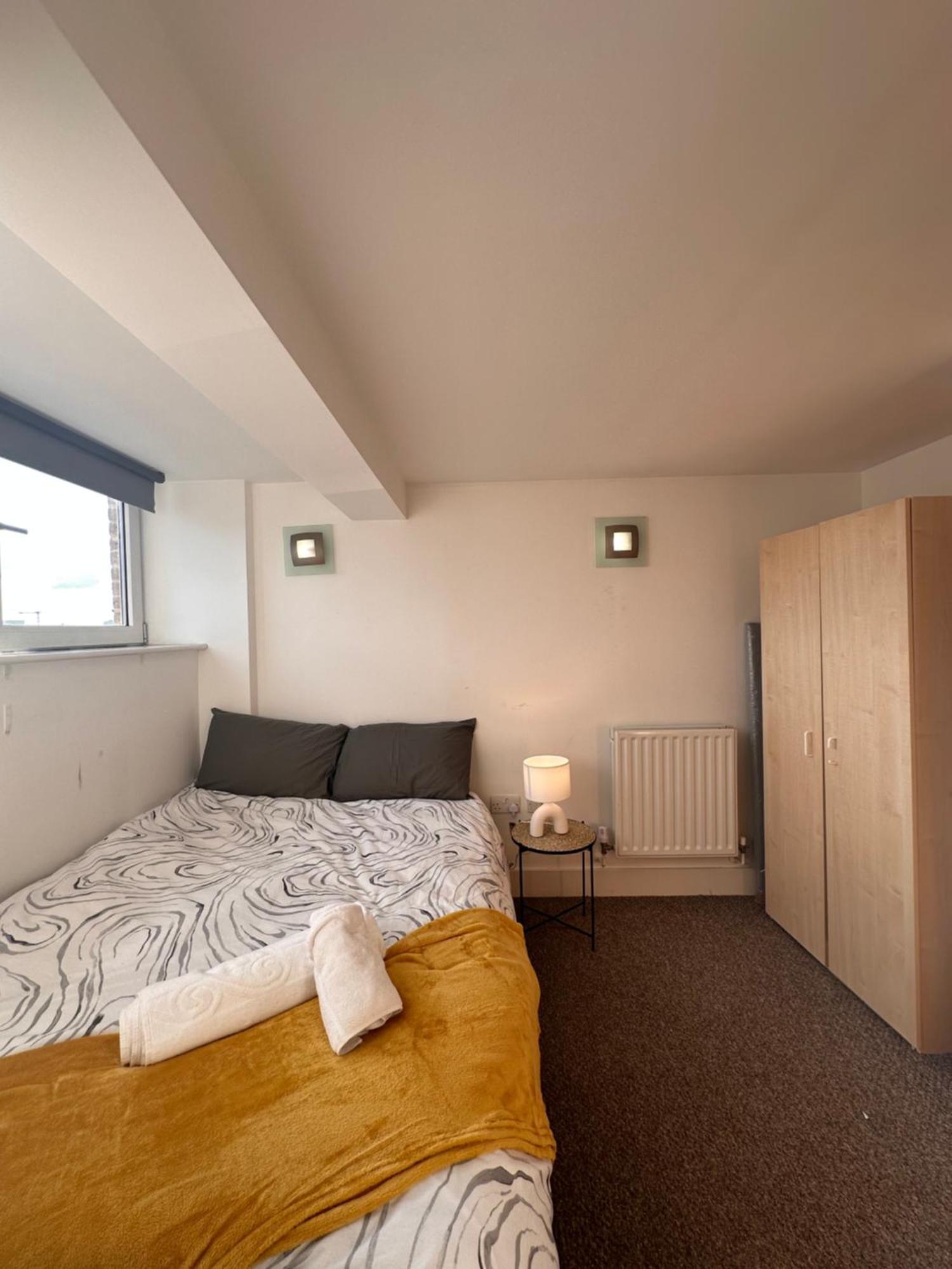 Appartamento 25 Percent Off Monthly 2bed Serviced Business & Family Guests Free Wifi & Netflix Sleeps 4! Londra